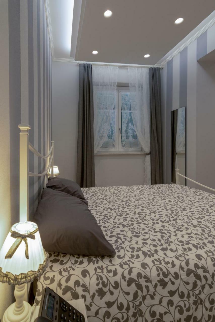 Frühstückspension Merlo D'oro Carrara